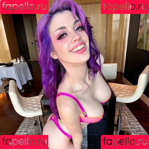 Luxneon Onlyfans Photo Gallery 