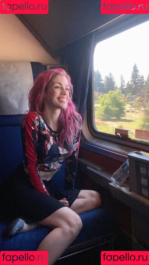 Luxneon Onlyfans Photo Gallery 