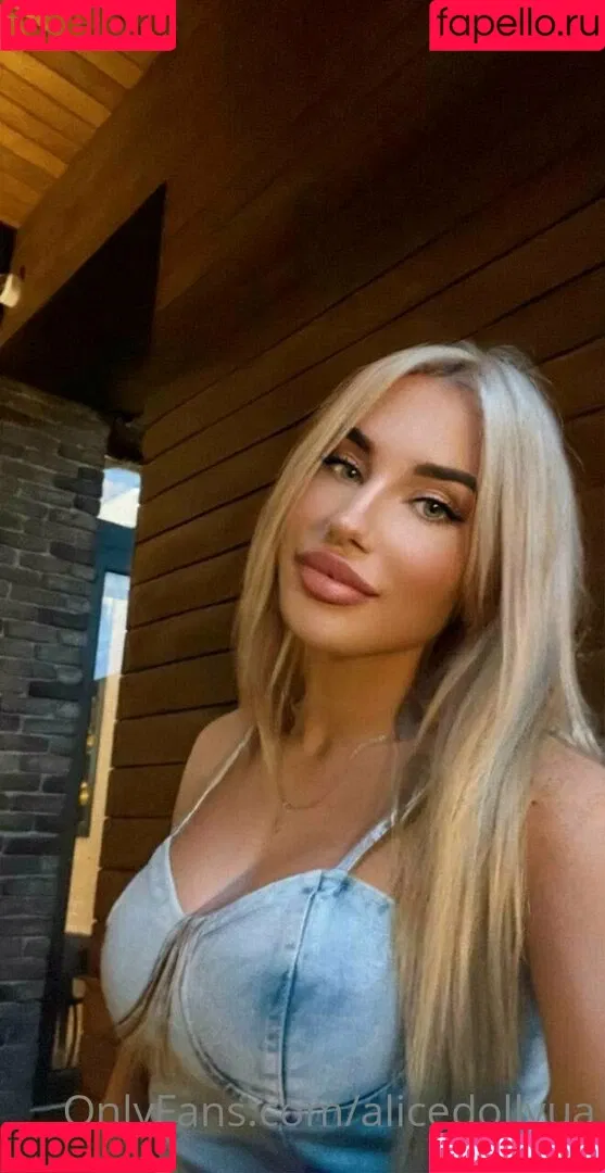 alicedollyua Onlyfans Photo Gallery 