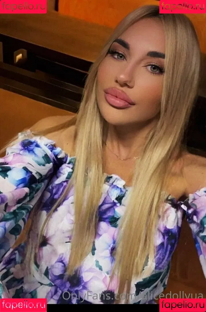 alicedollyua Onlyfans Photo Gallery 