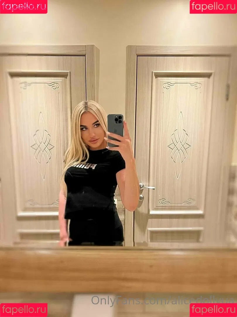 alicedollyua Onlyfans Photo Gallery 