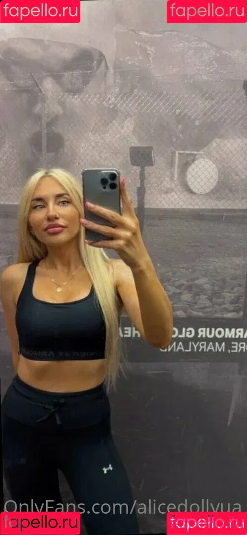 alicedollyua Onlyfans Photo Gallery 