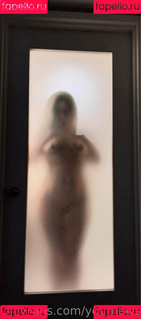 yournewstepmomxfree Onlyfans Photo Gallery 