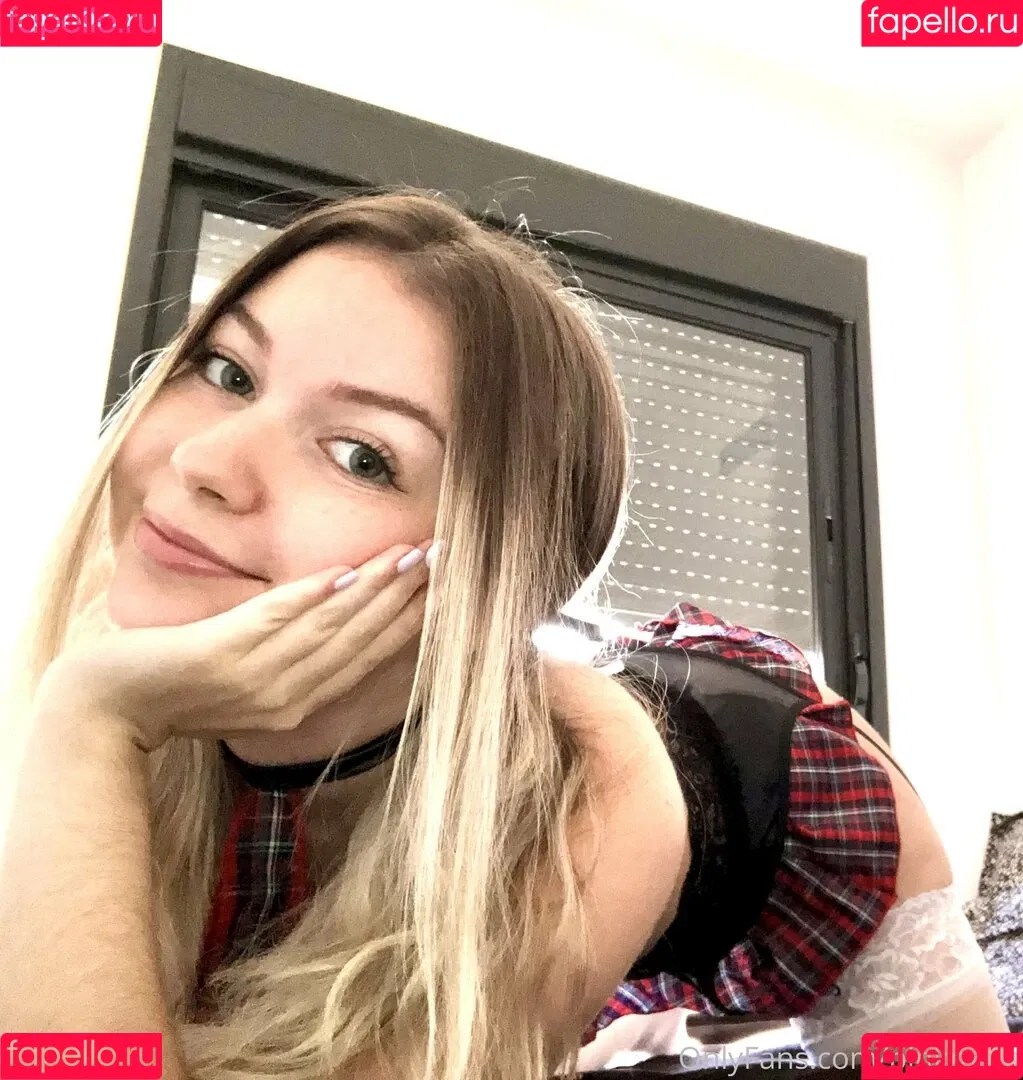 PinkMars Onlyfans Photo Gallery 