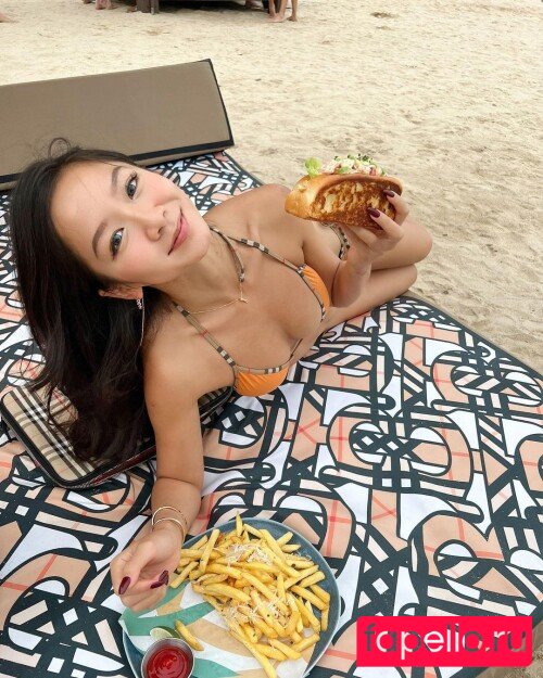 Novita Lam Nude Onlyfans Photo 28