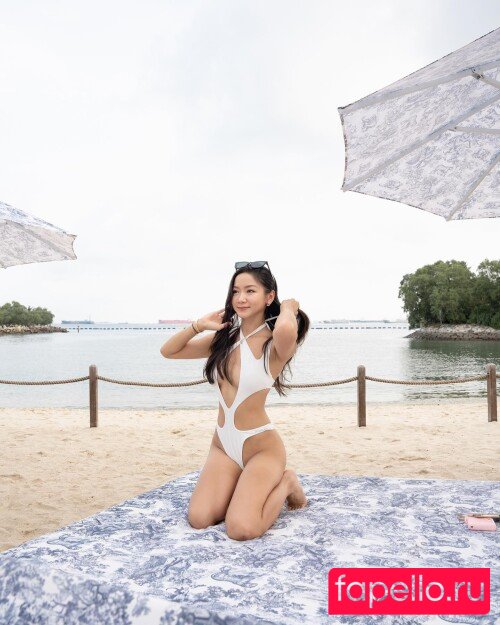 Novita Lam Nude Onlyfans Photo 18