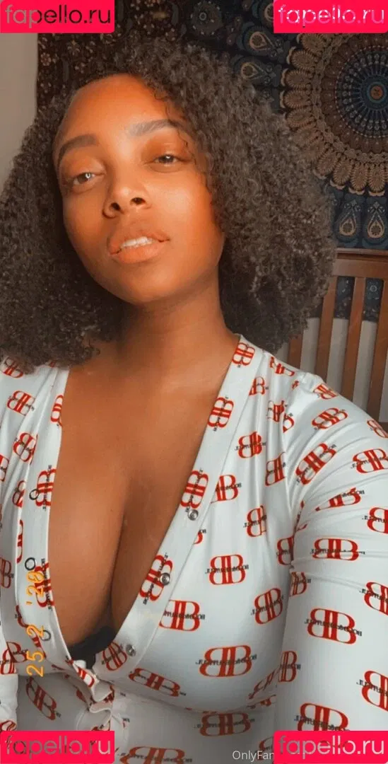 yagurlbubblez Onlyfans Photo Gallery 