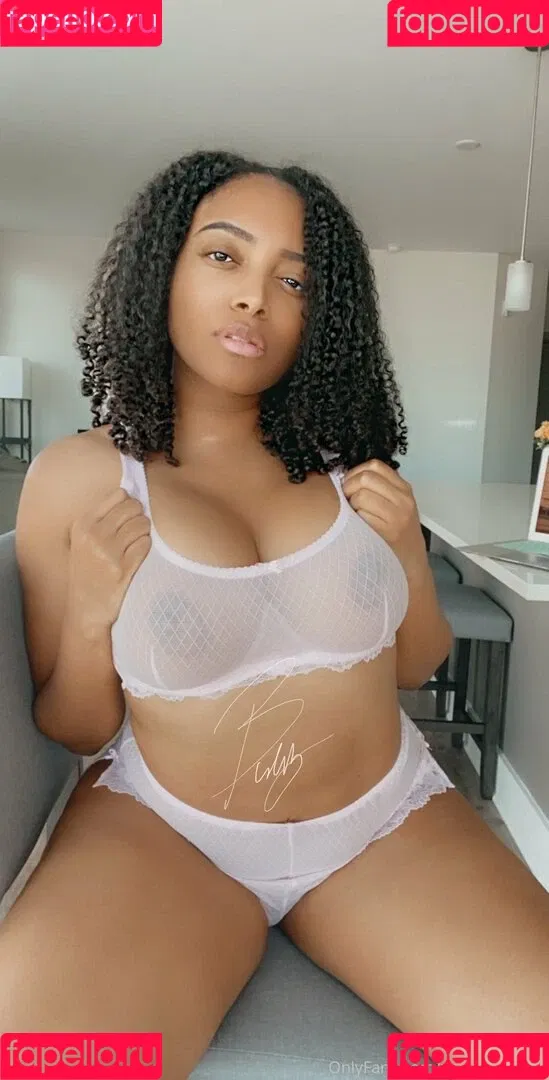 yagurlbubblez Onlyfans Photo Gallery 