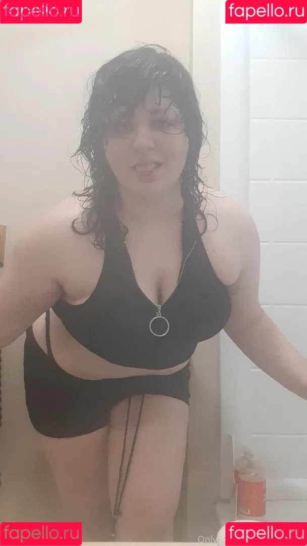 amy.lovotomy Onlyfans Photo Gallery 