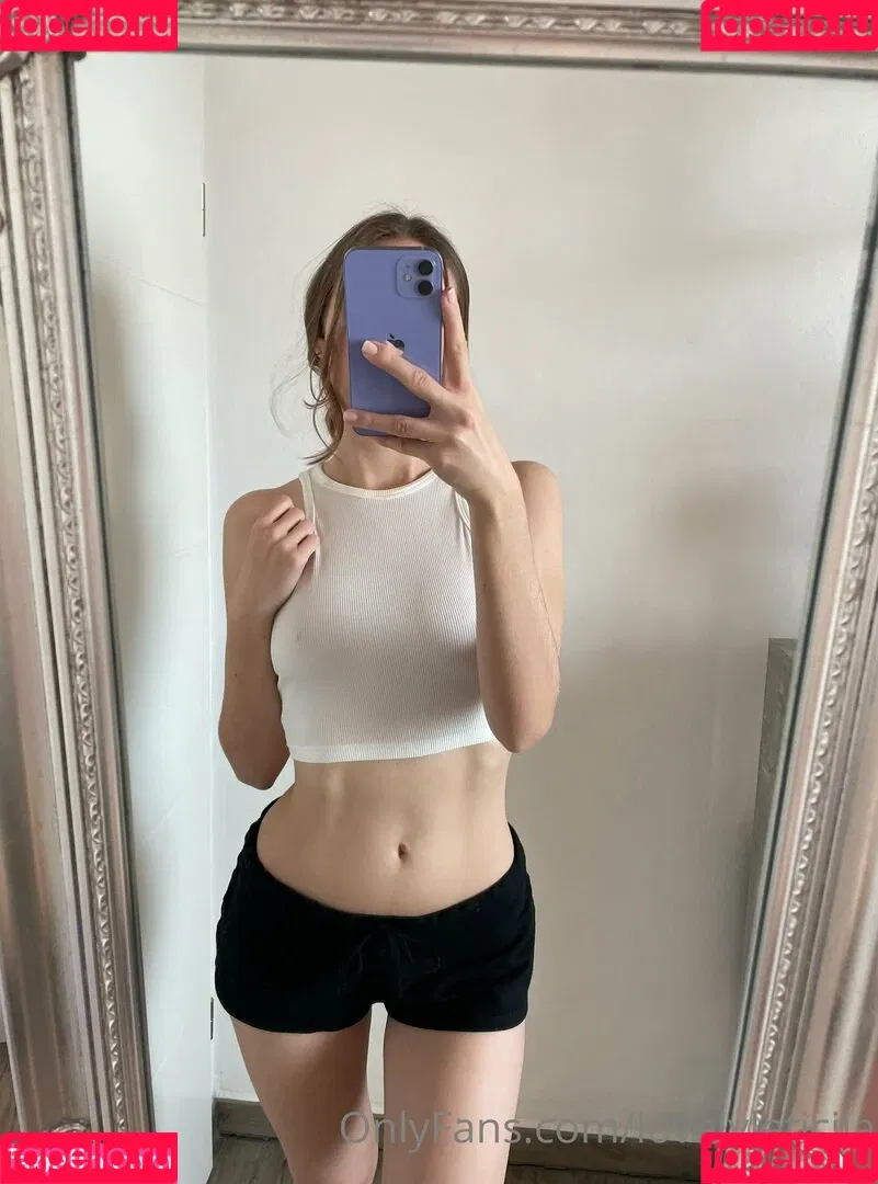 LovelyLeticiia Onlyfans Photo Gallery 