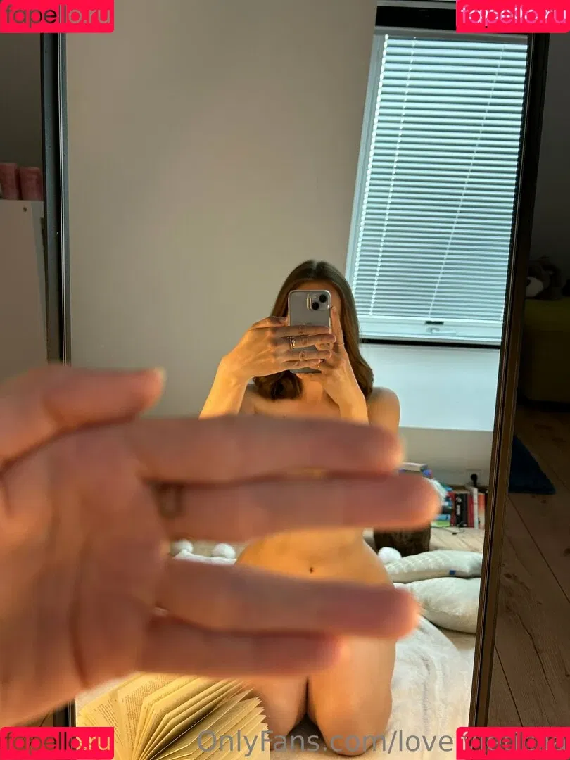LovelyLeticiia Onlyfans Photo Gallery 