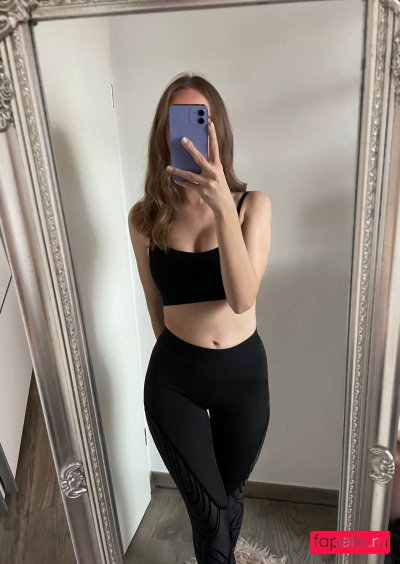 LovelyLeticiia Nude Onlyfans Photo 13