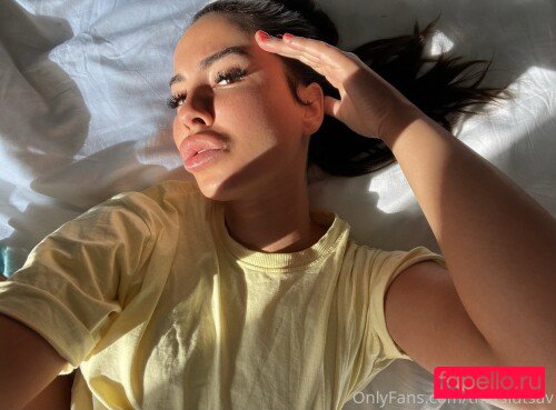 Savana Sky Onlyfans Photo Gallery 