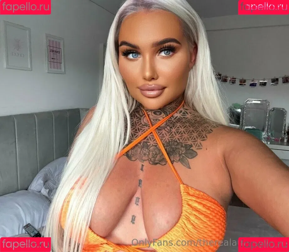 inkedblondieeee Onlyfans Photo Gallery 