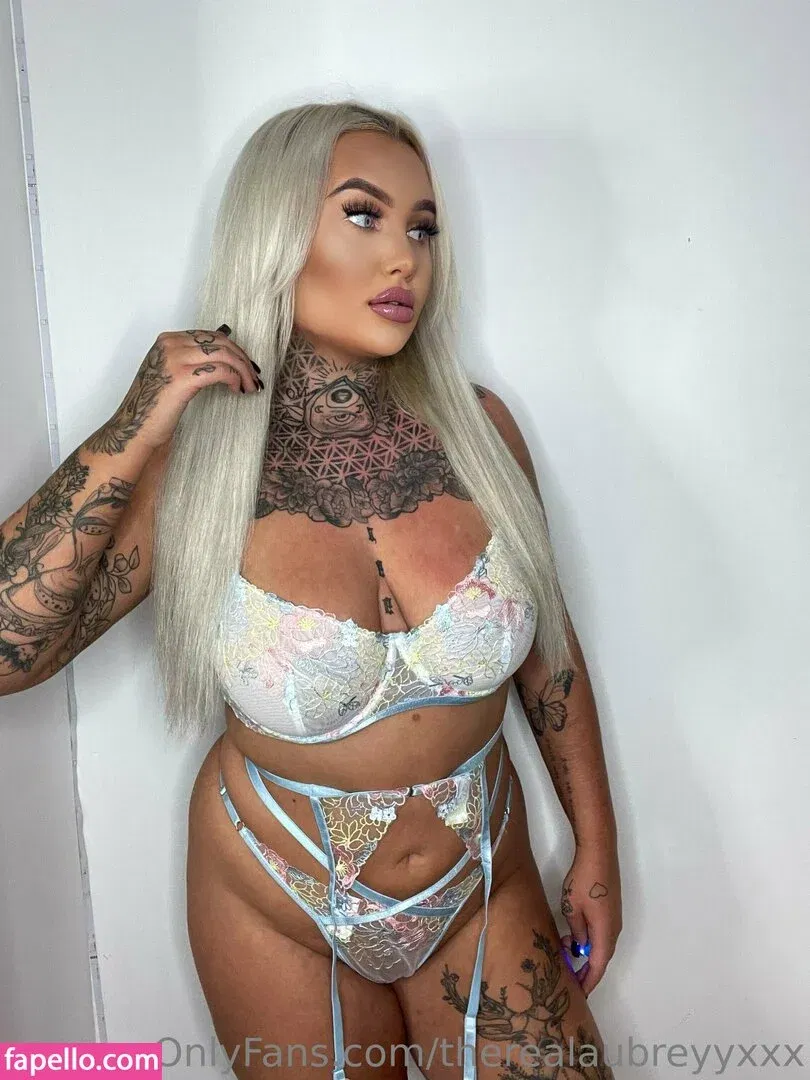 inkedblondieeee Onlyfans Photo Gallery 