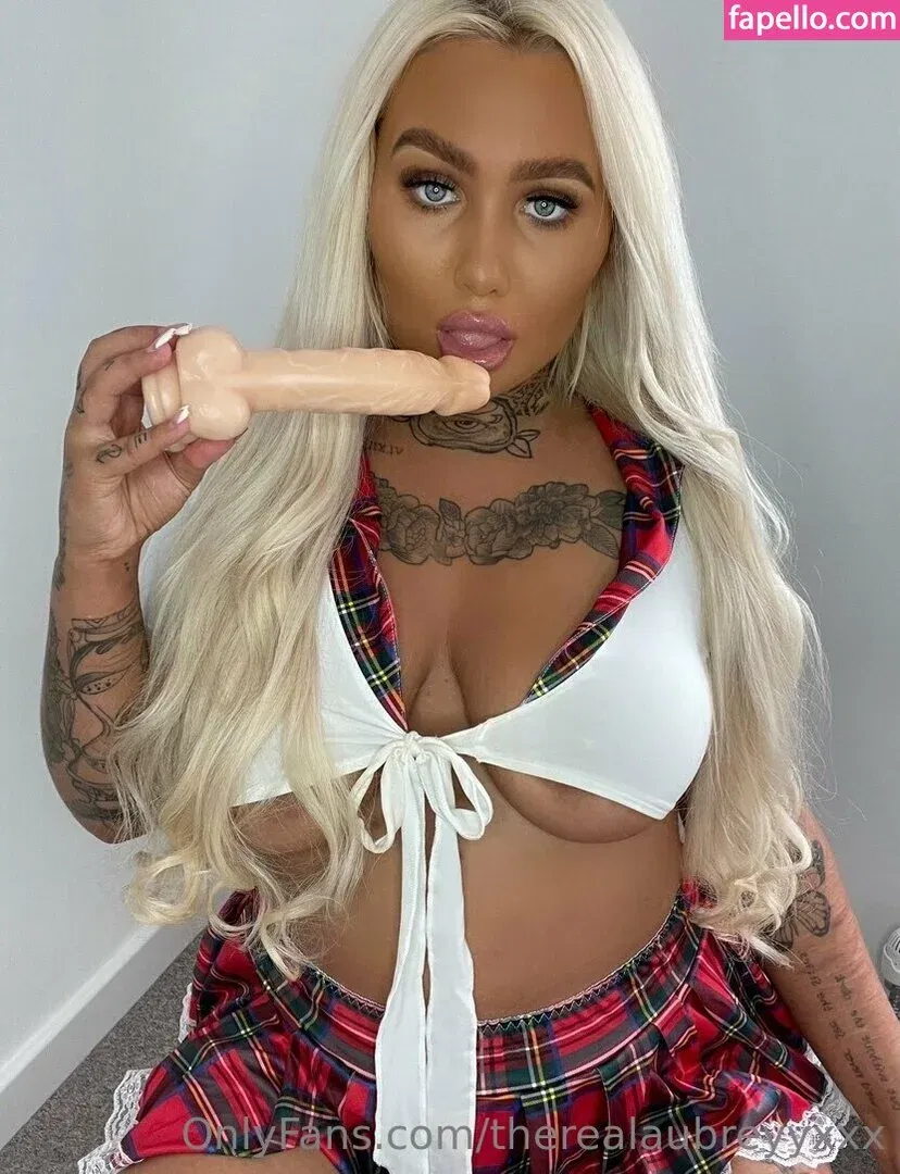 inkedblondieeee Onlyfans Photo Gallery 