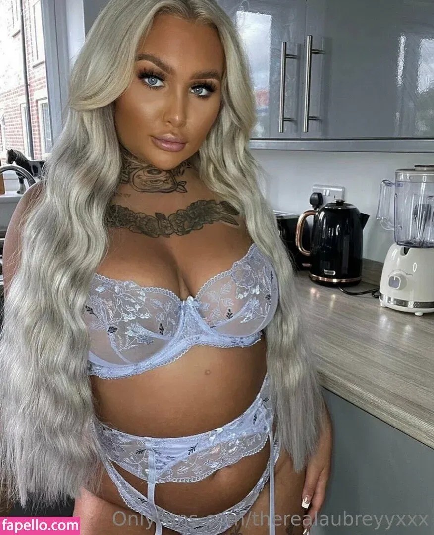 inkedblondieeee Onlyfans Photo Gallery 