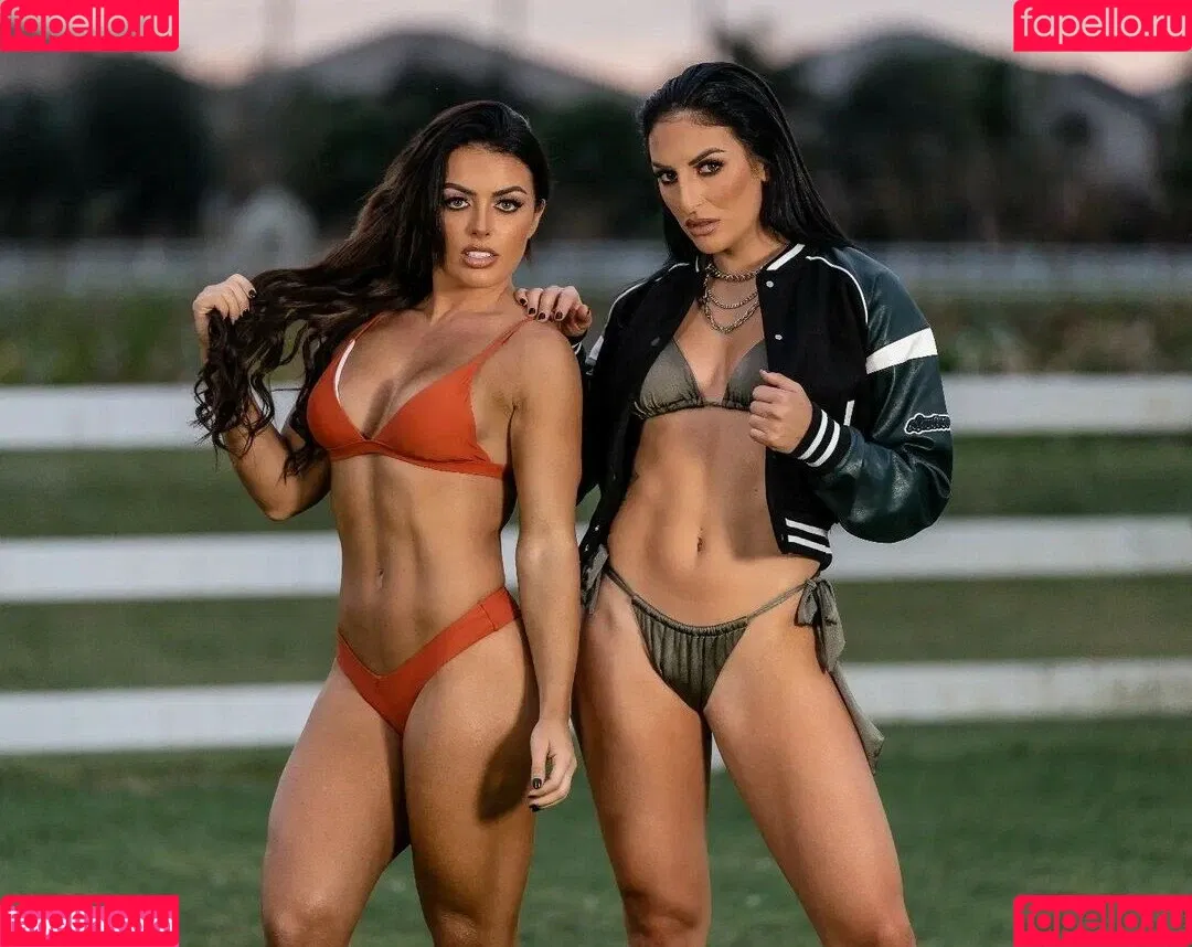 Sonya Deville Onlyfans Photo Gallery 