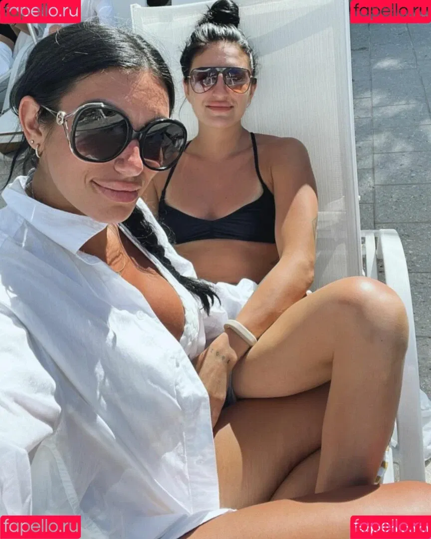 Sonya Deville Onlyfans Photo Gallery 