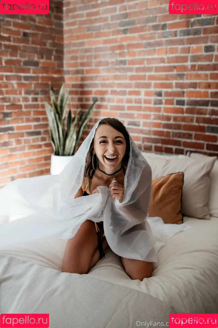 your.hey.babe Onlyfans Photo Gallery 