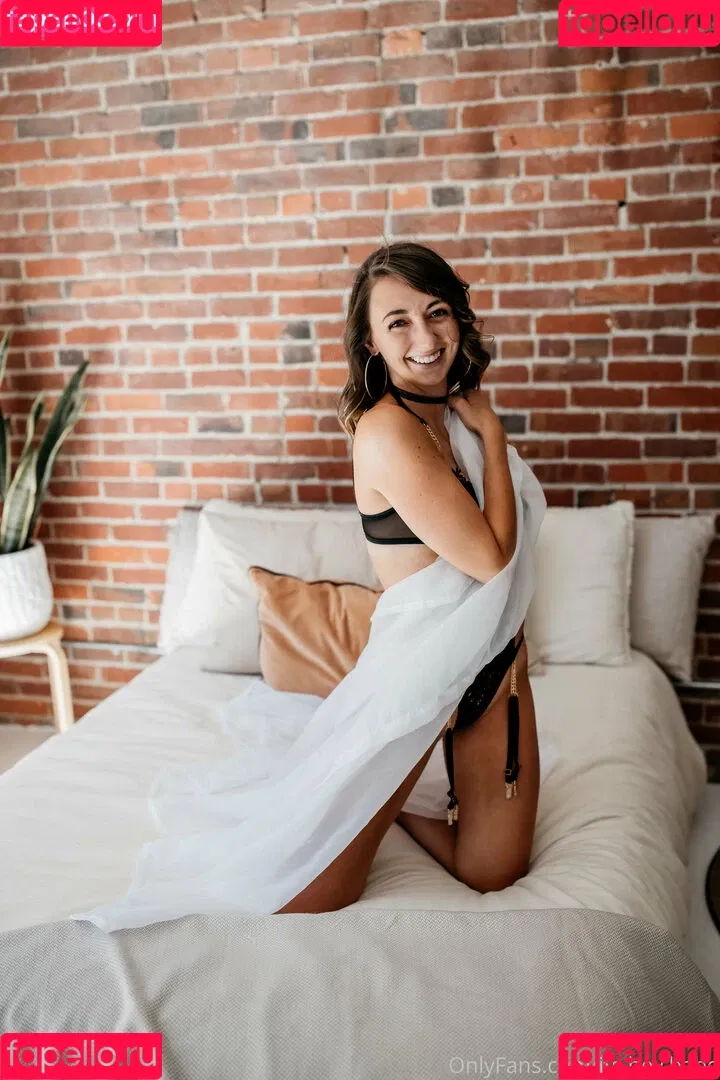 your.hey.babe Onlyfans Photo Gallery 