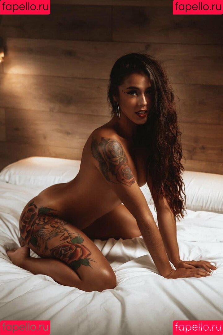 lexiredd Onlyfans Photo Gallery 