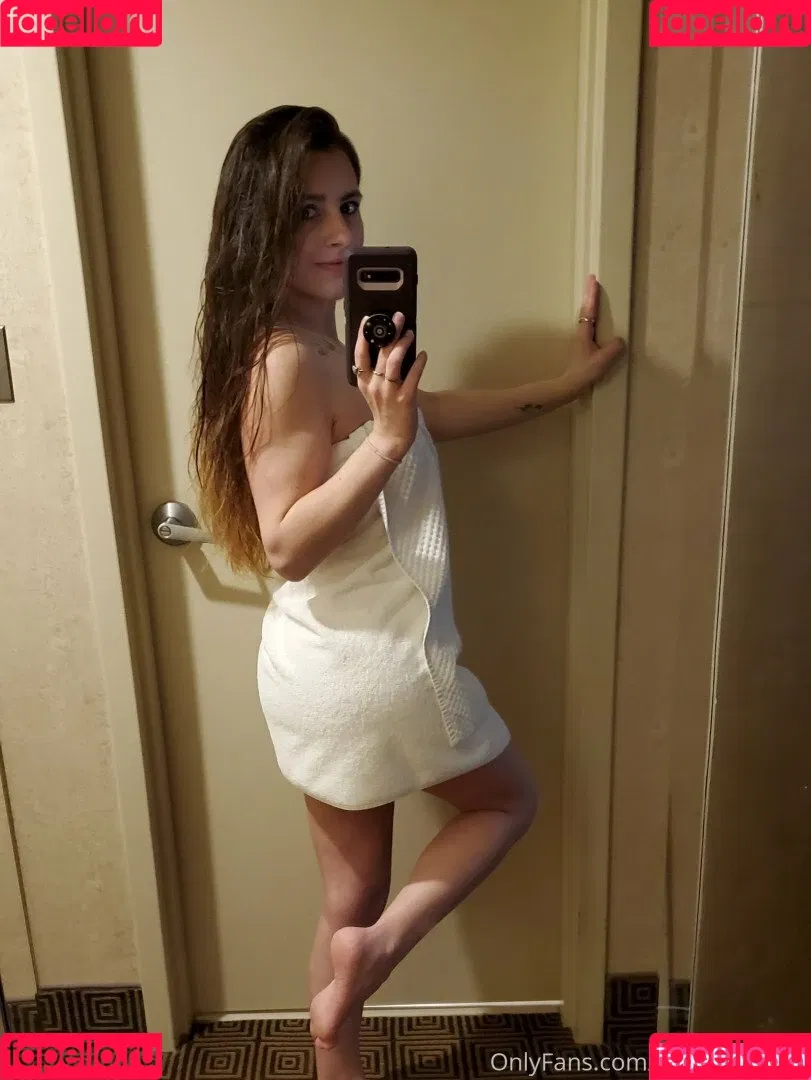 2prettyfeet Onlyfans Photo Gallery 