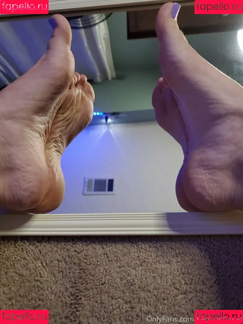 2prettyfeet Onlyfans Photo Gallery 