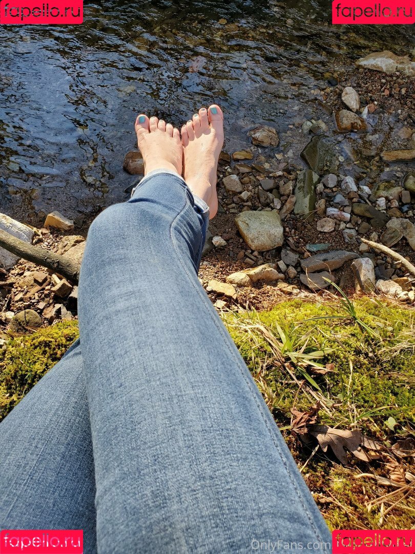 2prettyfeet Onlyfans Photo Gallery 