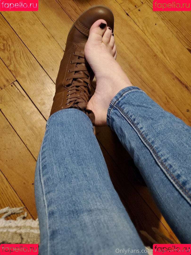 2prettyfeet Onlyfans Photo Gallery 