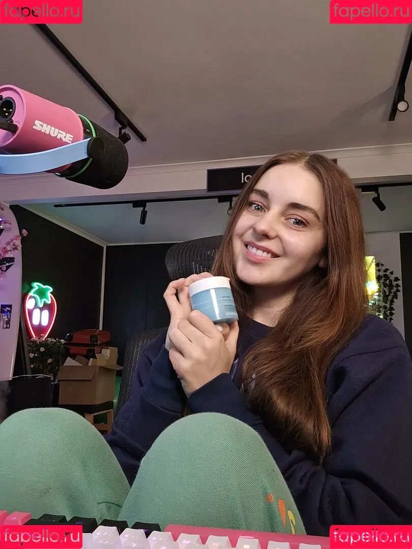 Loserfruit Onlyfans Photo Gallery 