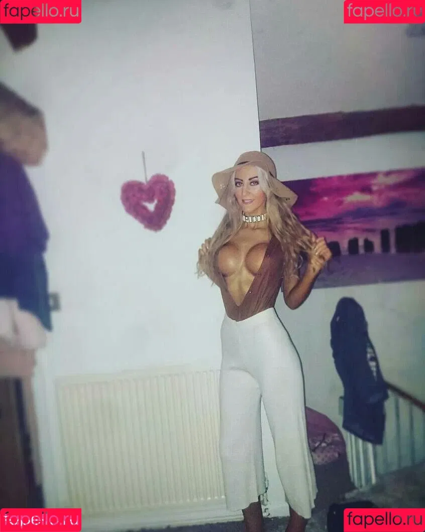 Tamsin Louise Hall Onlyfans Photo Gallery 