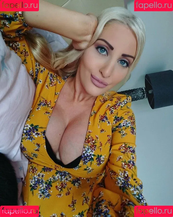 Tamsin Louise Hall Onlyfans Photo Gallery 