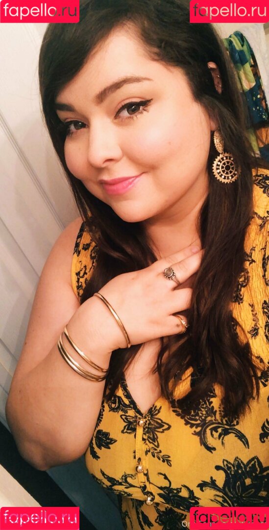 lilycupcakes Onlyfans Photo Gallery 