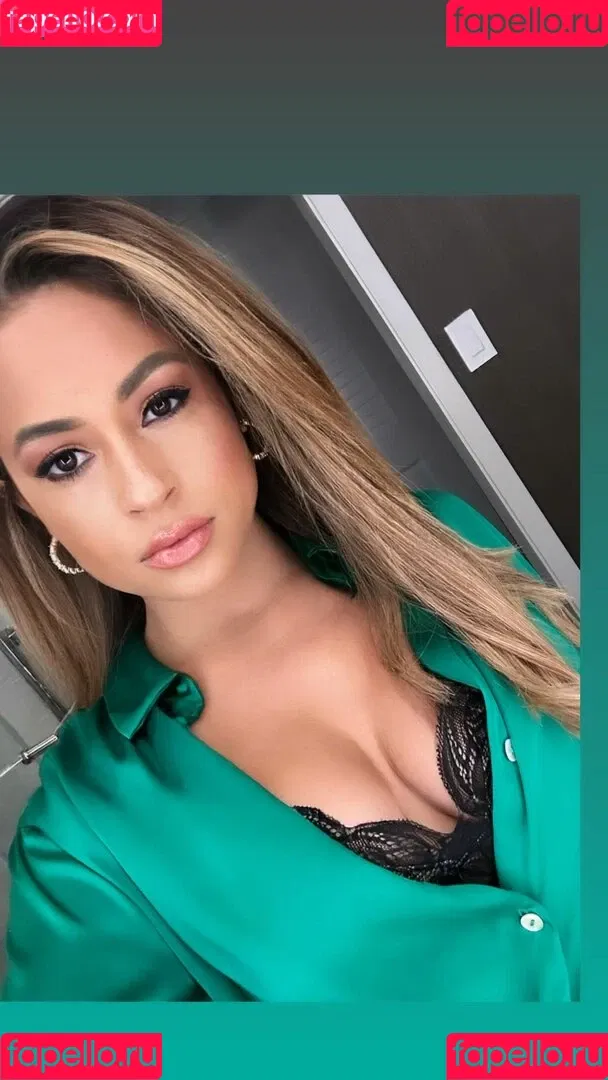 Kayla Braxton Onlyfans Photo Gallery 
