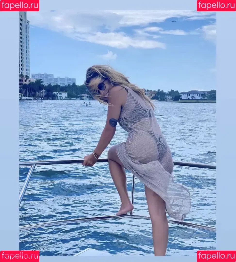 Kayla Braxton Onlyfans Photo Gallery 