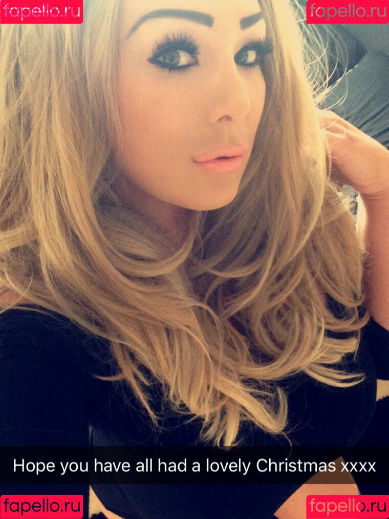 Charlotte Fox Onlyfans Photo Gallery 