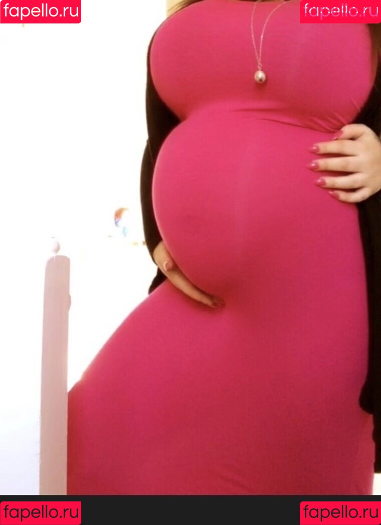 Charlotte Fox Onlyfans Photo Gallery 