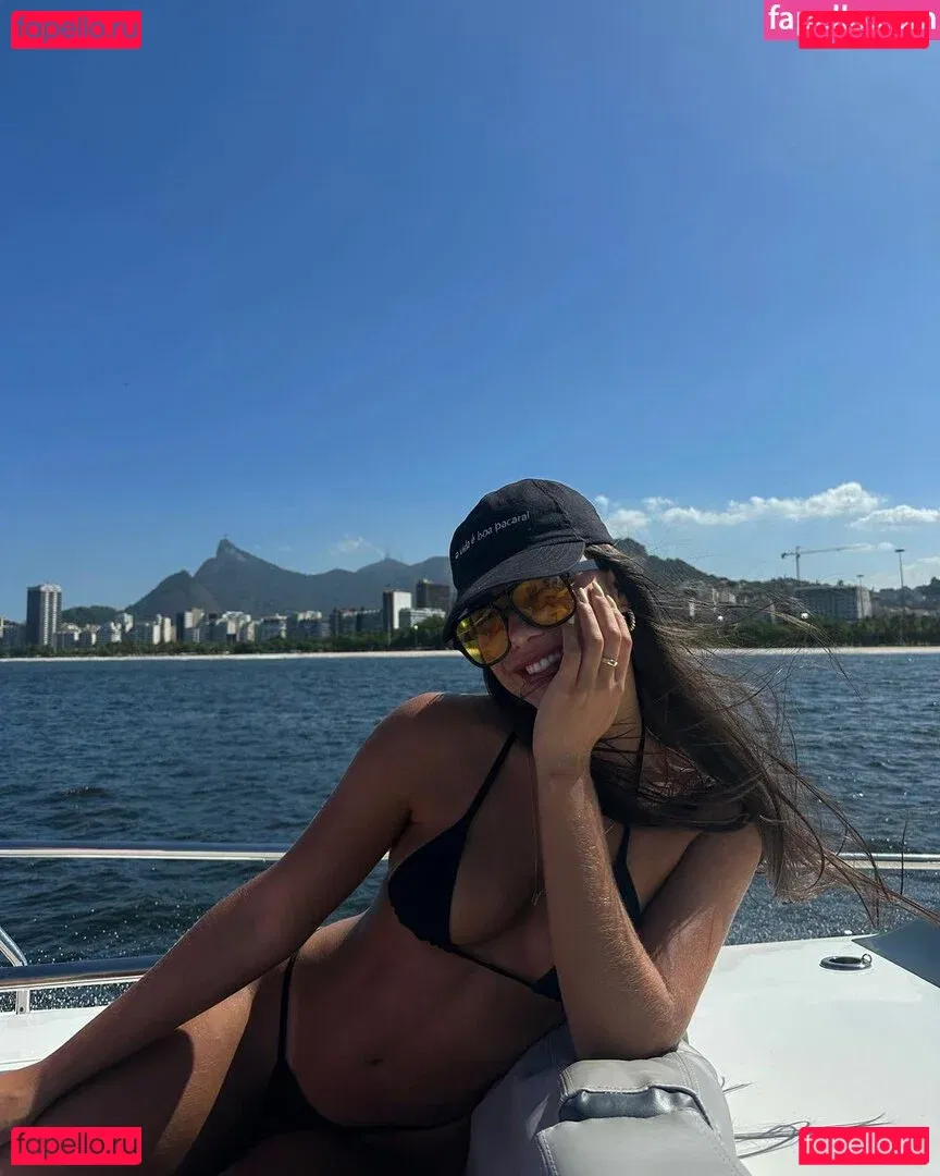 Gabriela Versiani Onlyfans Photo Gallery 