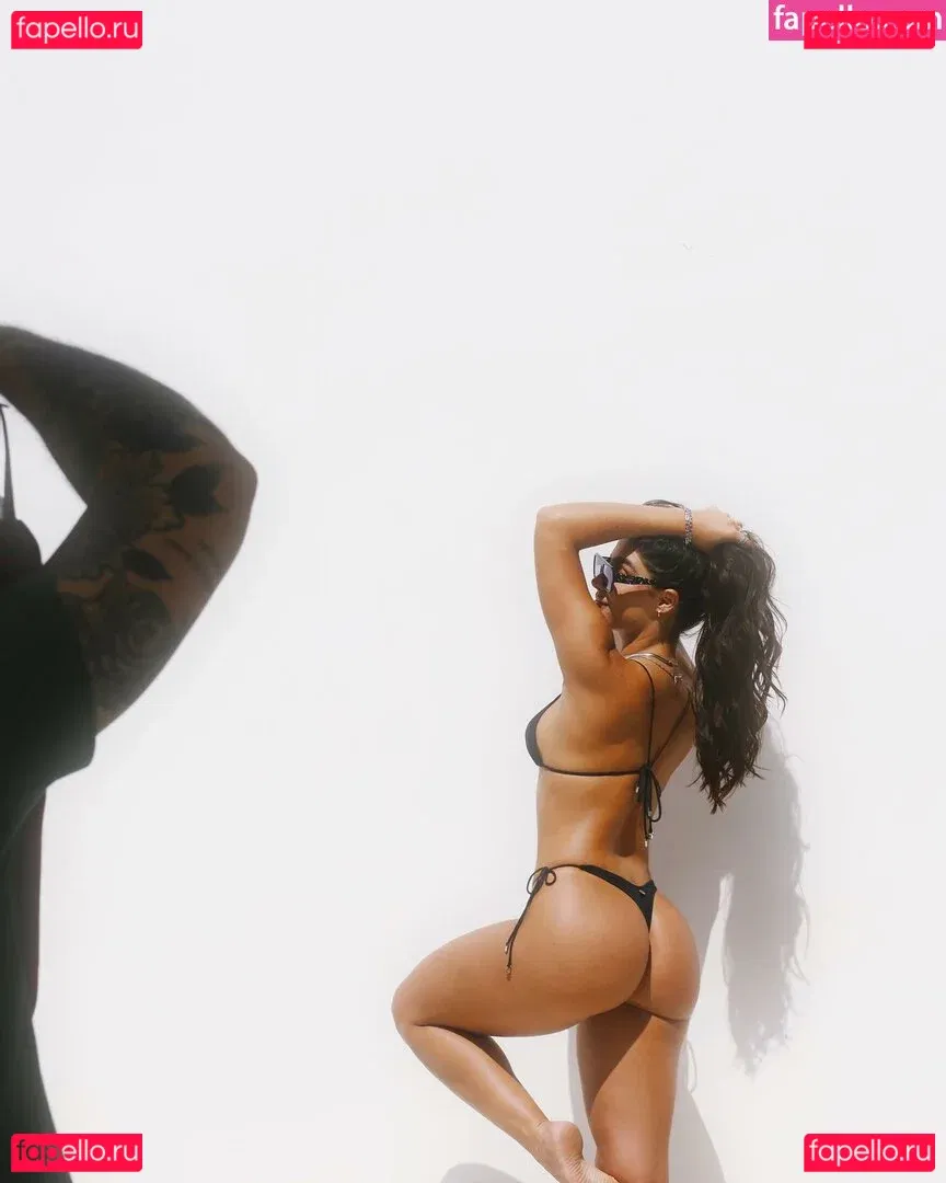 Gabriela Versiani Onlyfans Photo Gallery 