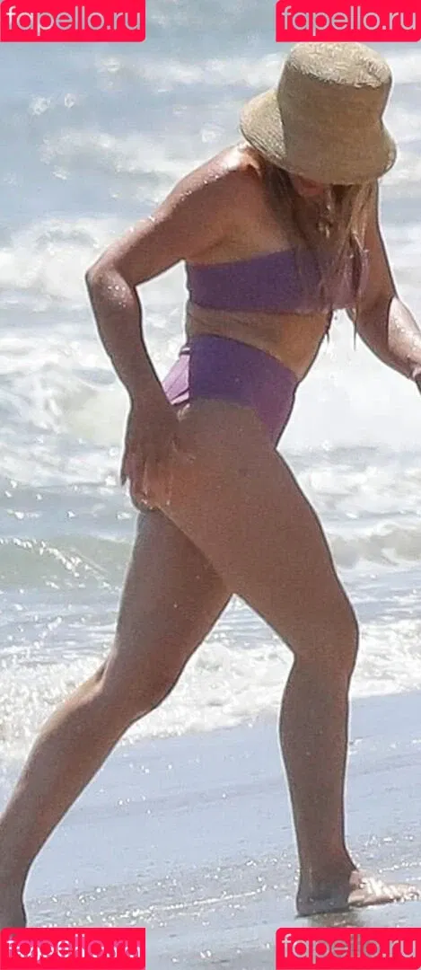 Hilary Duff Onlyfans Photo Gallery 