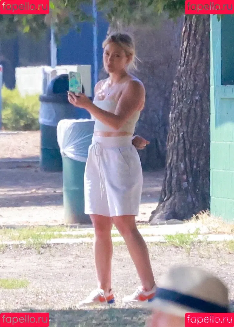 Hilary Duff Onlyfans Photo Gallery 
