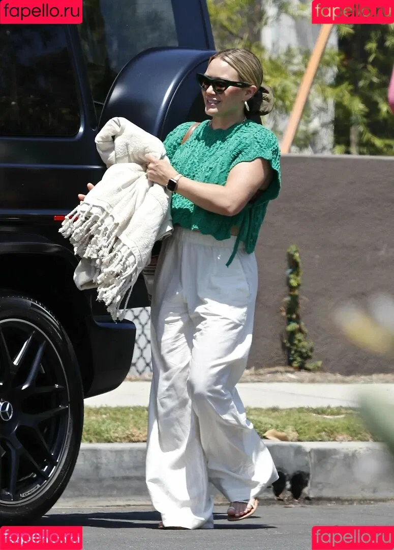 Hilary Duff Onlyfans Photo Gallery 
