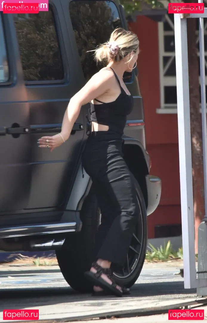 Hilary Duff Onlyfans Photo Gallery 