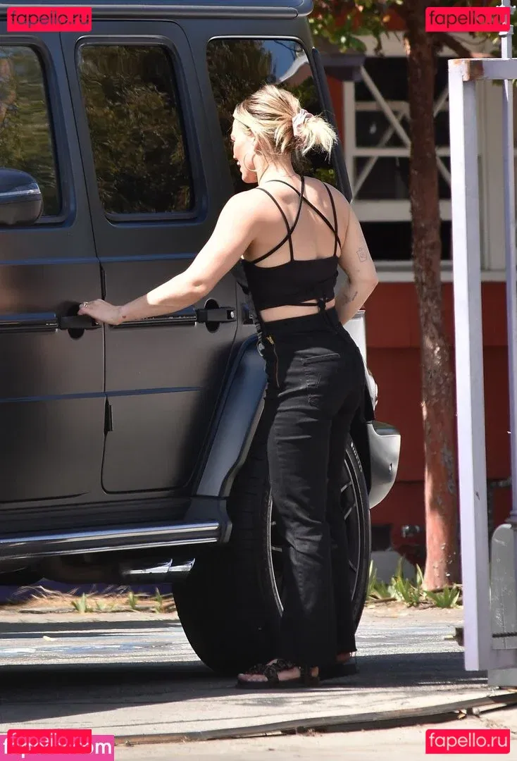 Hilary Duff Onlyfans Photo Gallery 