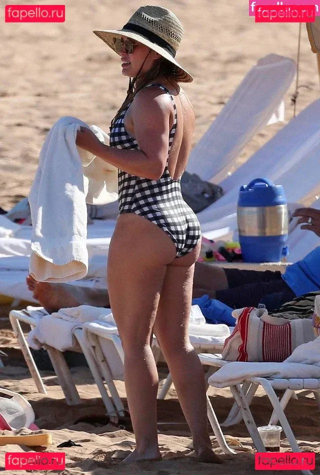 Hilary Duff Onlyfans Photo Gallery 