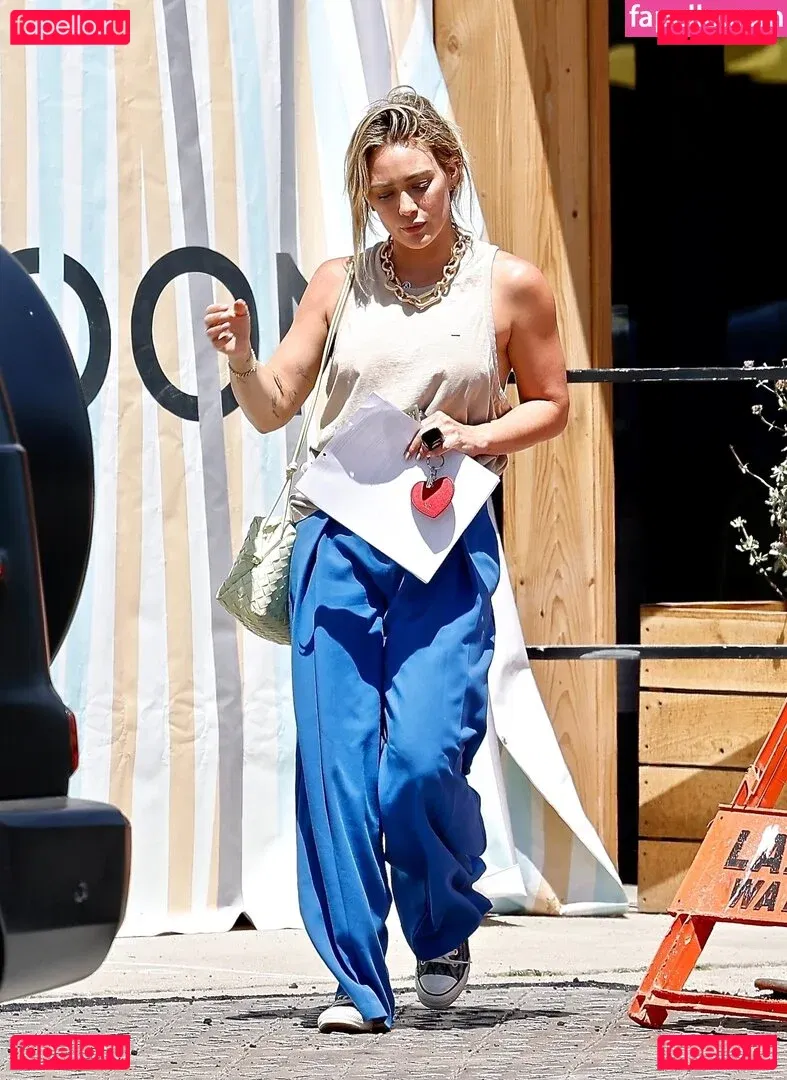 Hilary Duff Onlyfans Photo Gallery 