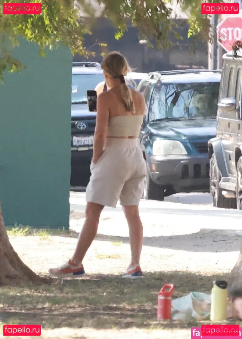 Hilary Duff Onlyfans Photo Gallery 