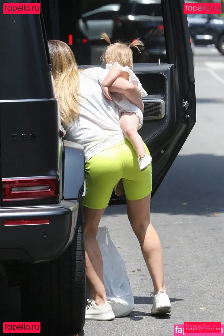 Hilary Duff Onlyfans Photo Gallery 