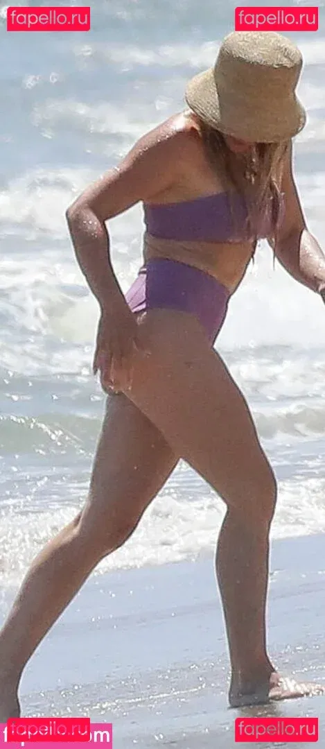 Hilary Duff Onlyfans Photo Gallery 